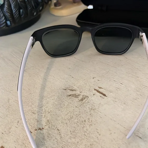 Oakley Cloverleaf sunglass Frames ox1078-0851 satin black white